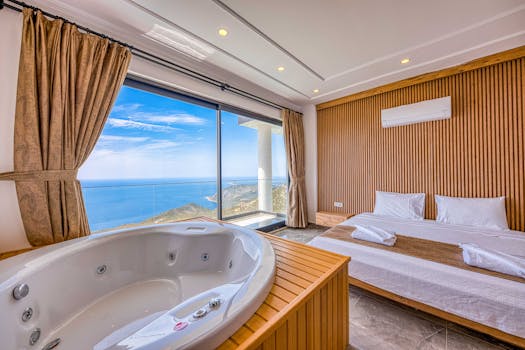 Stay Where Every Room Has a Panoramic View